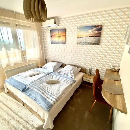Aqua Blue Apartmanok - Siófok Extérieur photo