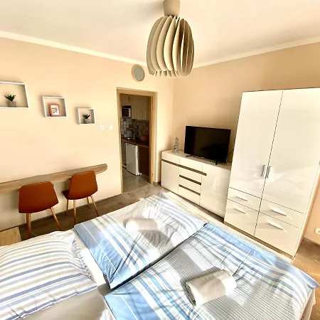 Aqua Blue Apartmanok - Siófok Extérieur photo