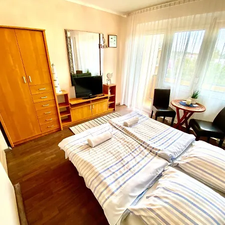 Aqua Blue Apartmanok - Siófok Extérieur photo
